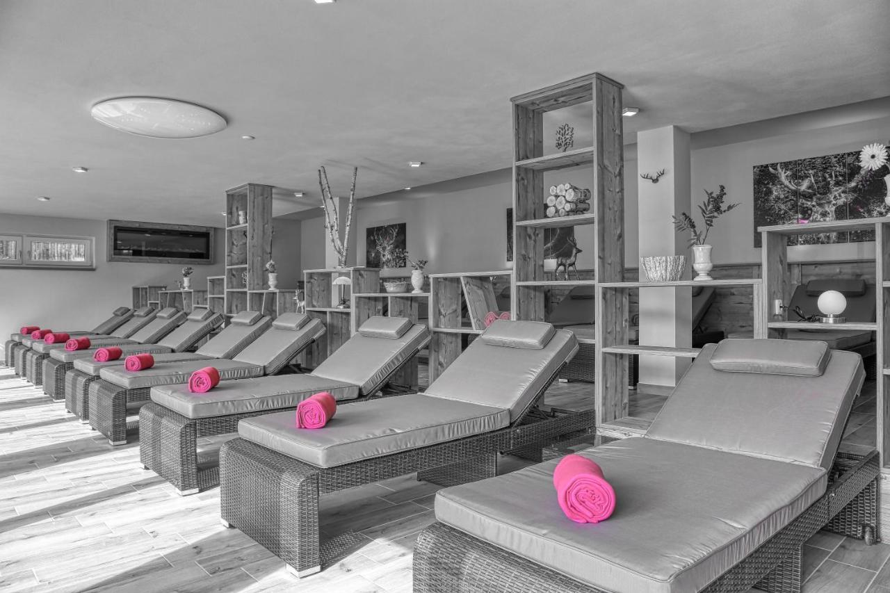 Wellnesshotel Deine Auszeit, Adults Only Achslach Bagian luar foto