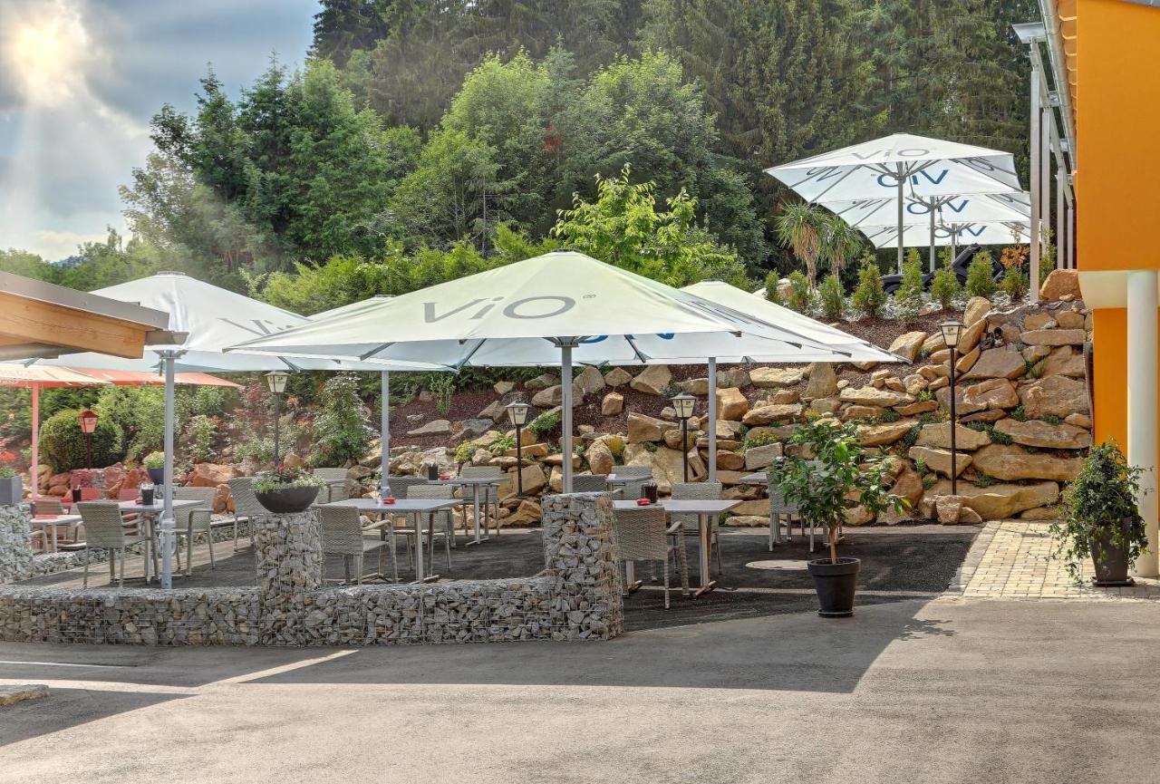 Wellnesshotel Deine Auszeit, Adults Only Achslach Bagian luar foto