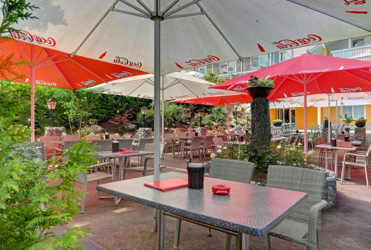 Wellnesshotel Deine Auszeit, Adults Only Achslach Bagian luar foto