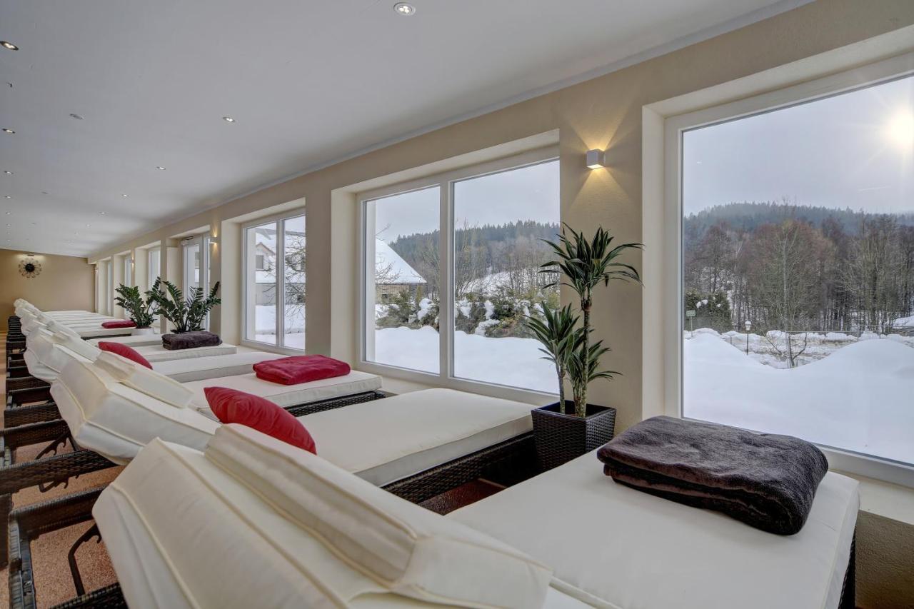 Wellnesshotel Deine Auszeit, Adults Only Achslach Bagian luar foto
