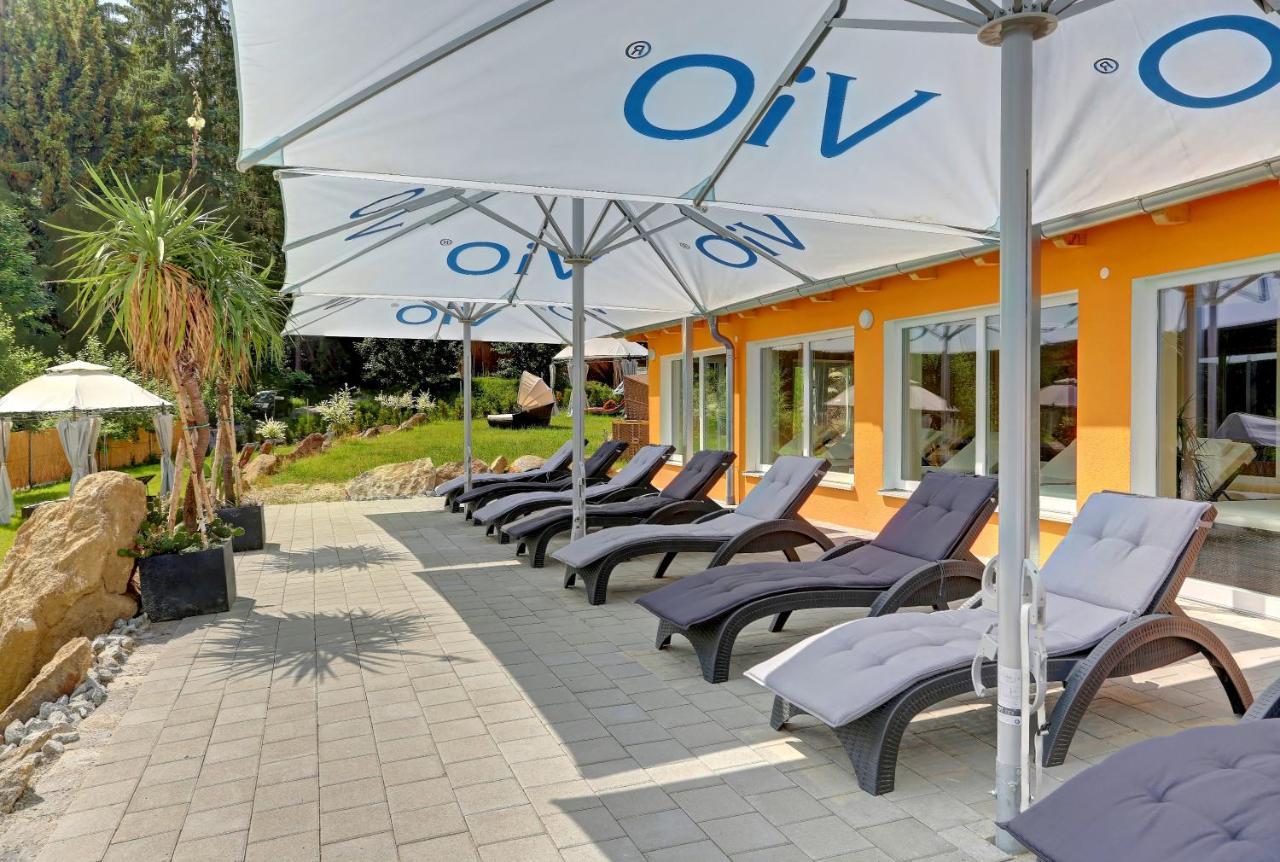 Wellnesshotel Deine Auszeit, Adults Only Achslach Bagian luar foto