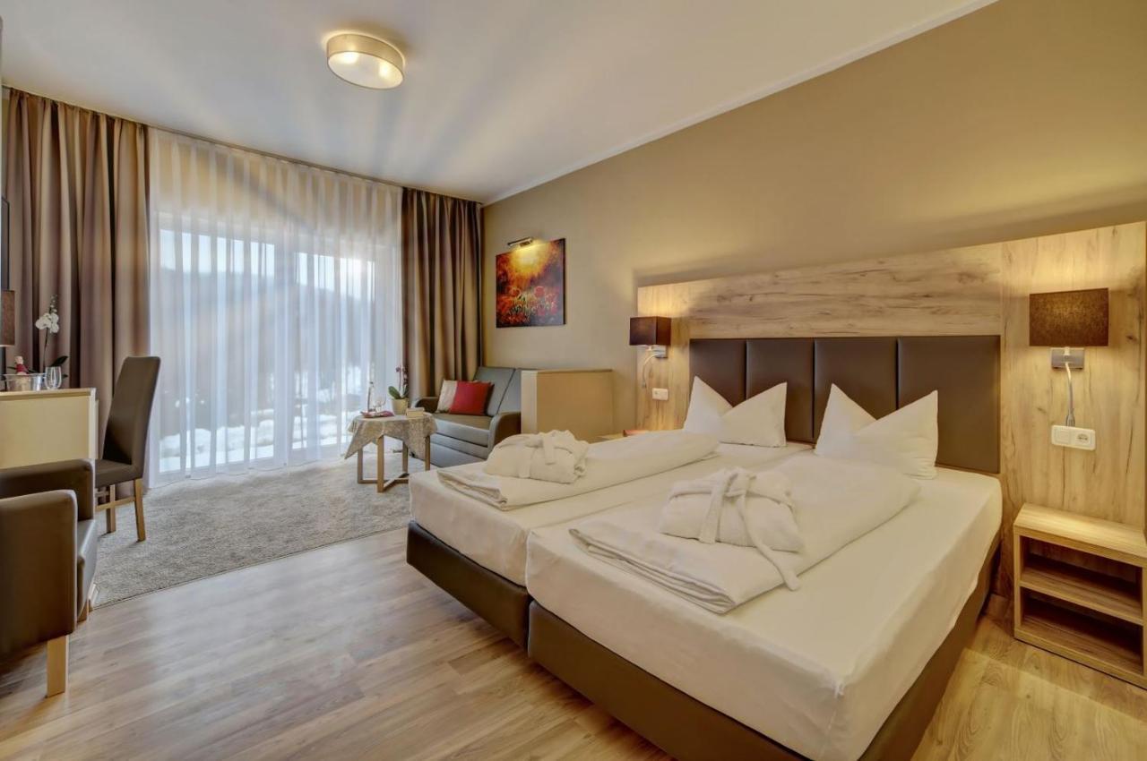 Wellnesshotel Deine Auszeit, Adults Only Achslach Bagian luar foto